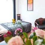 Airpark Hotel 2*