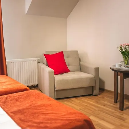 Hotel Airpark 2*