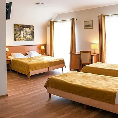Hotel Airpark 2*