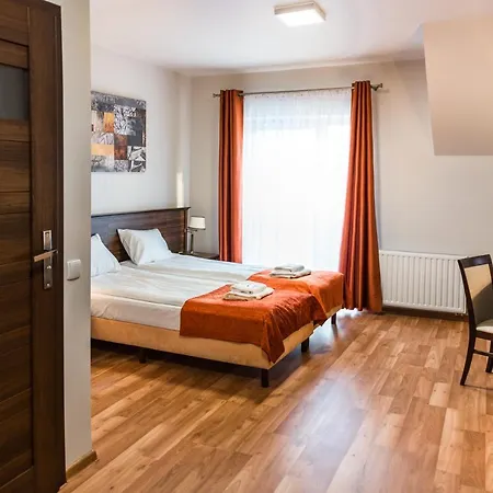 Airpark Hotel 2*